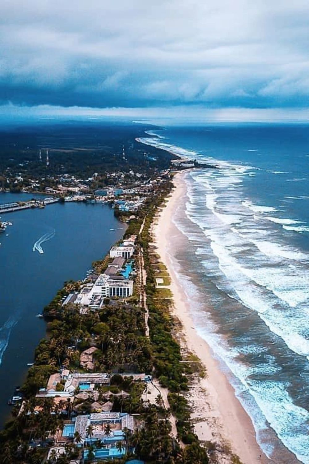 The Pearl of the Indian Ocean – 10-Day Tour